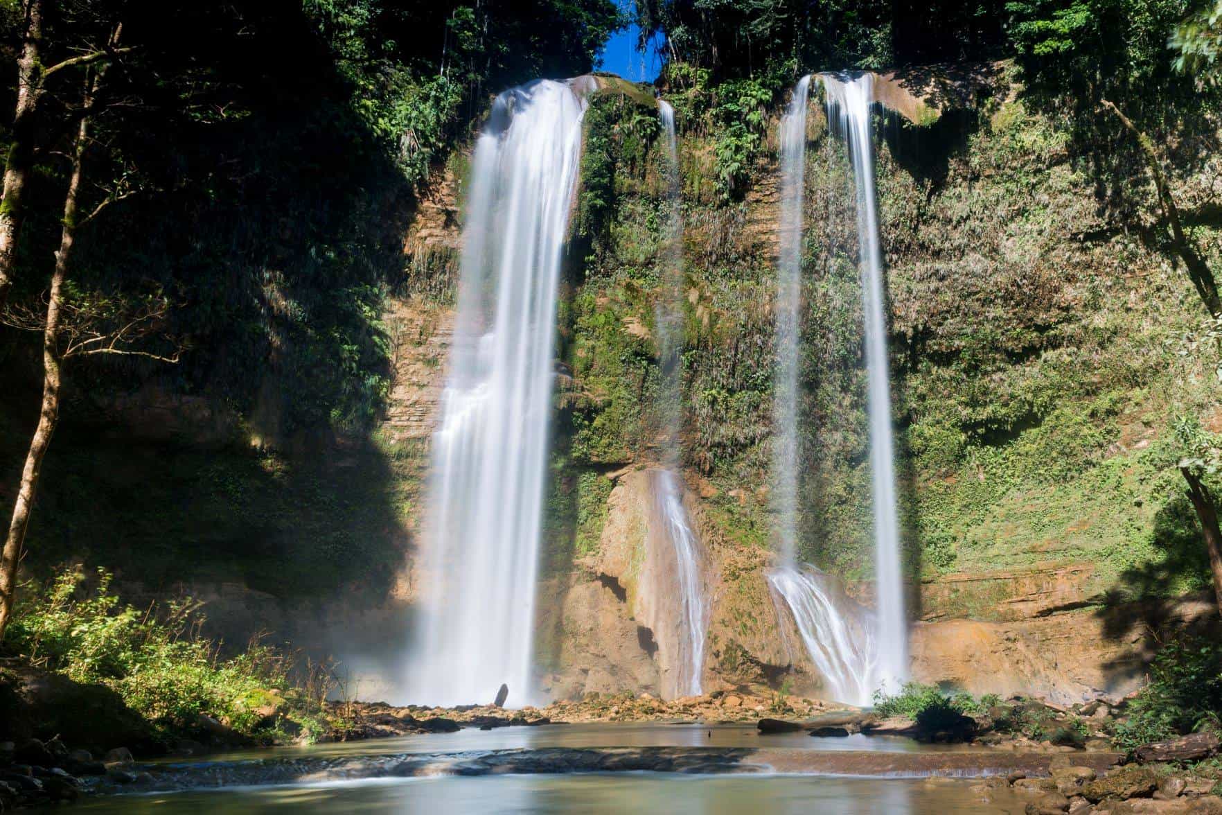 Tenaru Falls na Šalamúnových ostrovoch: klenot Pacifiku
