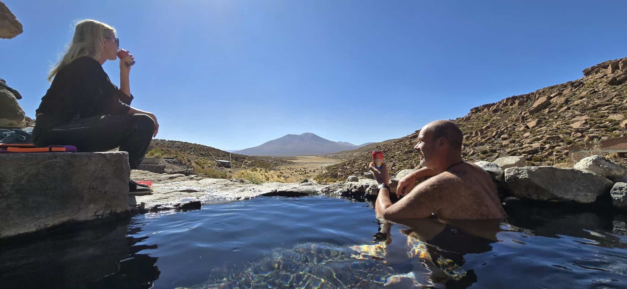 Aguas Termales de Empexa: so psom v horúcich kúpeľoch uprostred ničoho