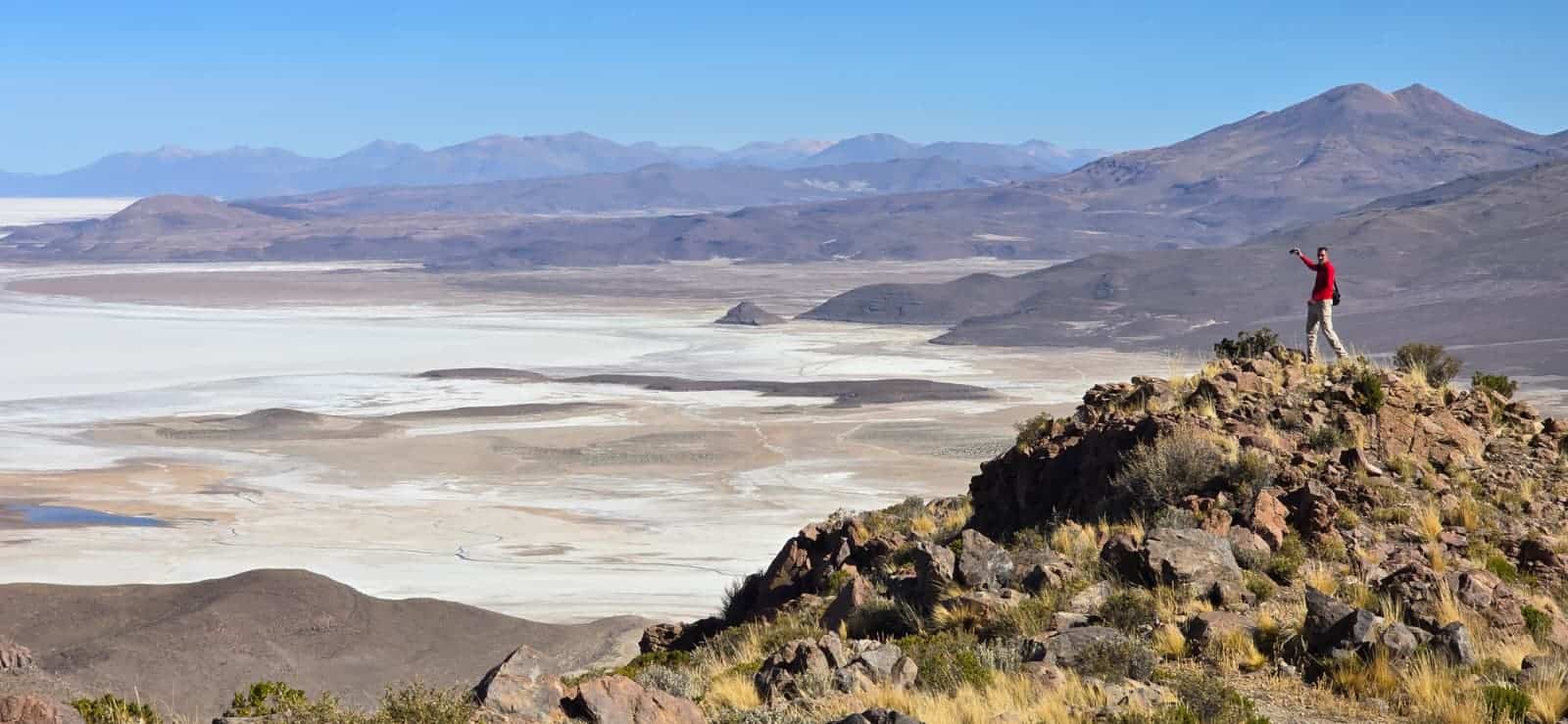 Na vrchol Cerro Hualchisa so psom v aute