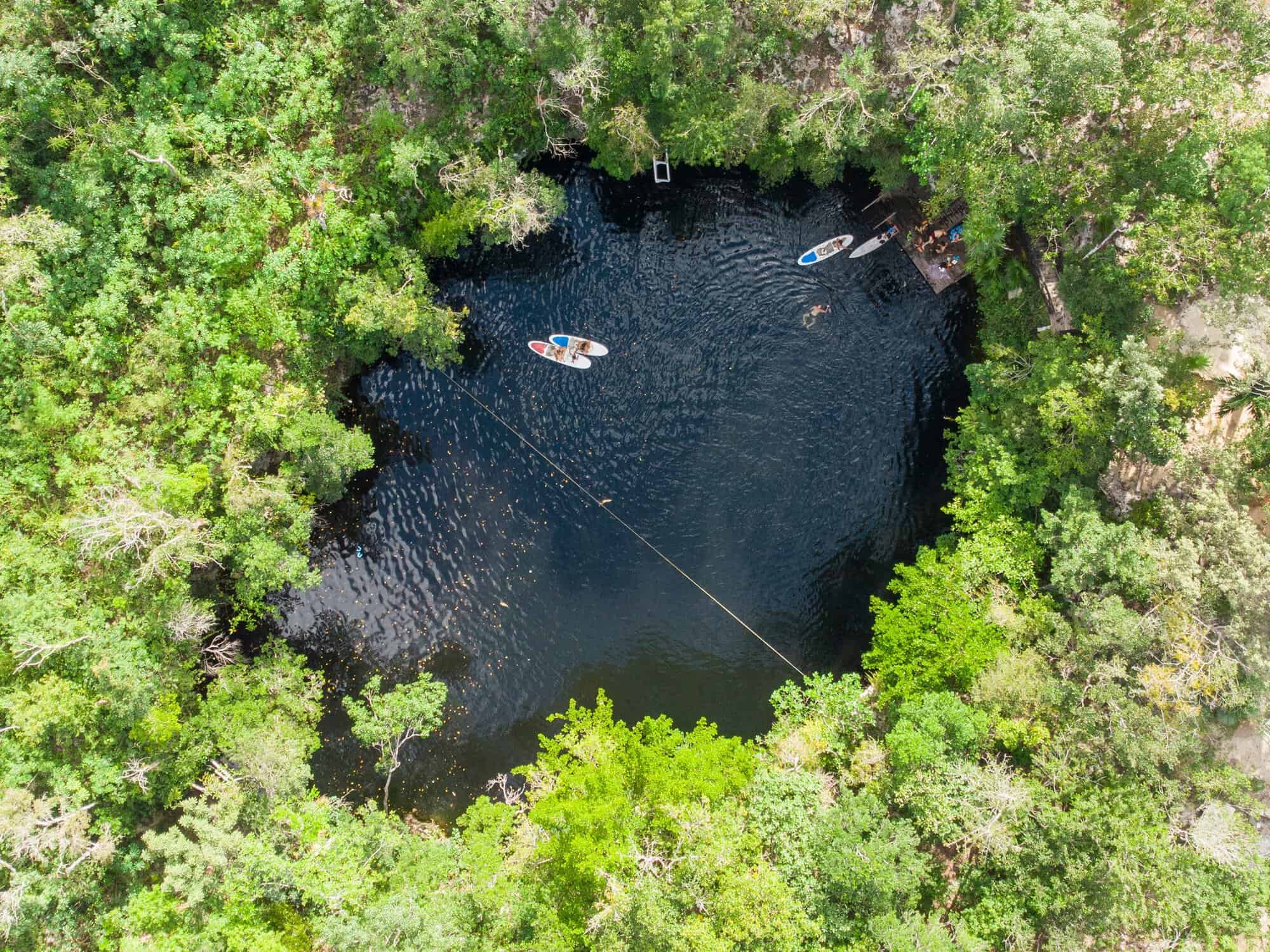 Cenote Ojo de Agua v Mexiku: pokojné miesto na schladenie pri Playa del Carmen