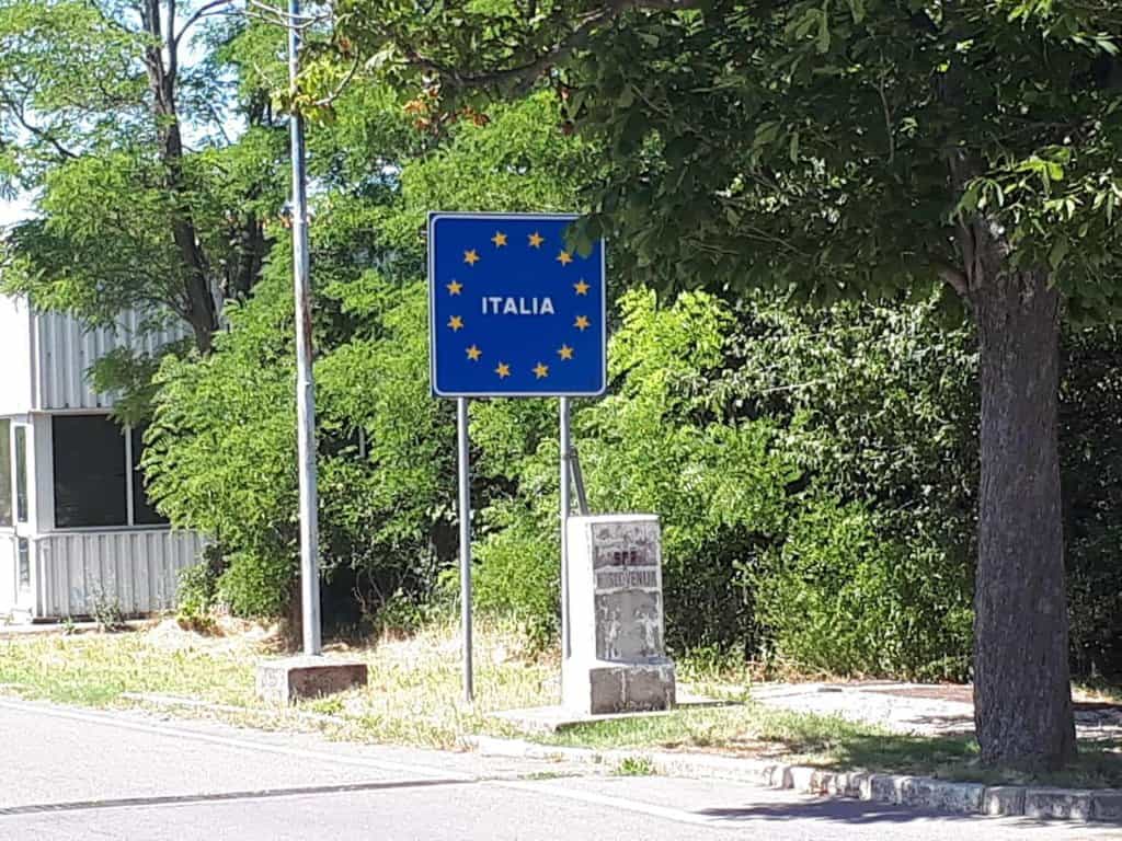 So psom do Talianska: podmienky vstupu z EÚ aj z krajín mimo EÚ