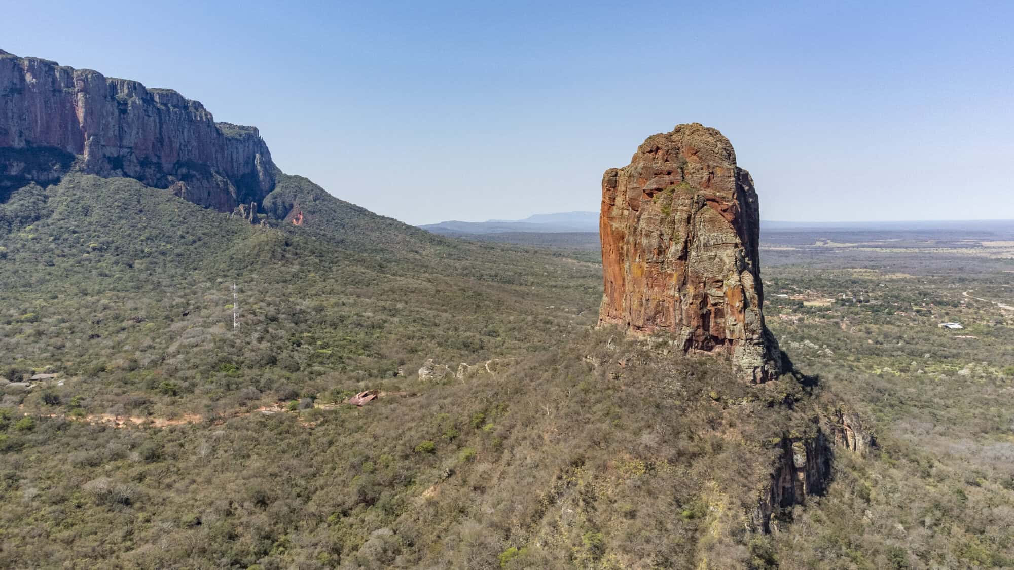 Zo Santa Cruz de la Sierra do Roboré: jezuitské misie a kúpanie vo vodopádoch