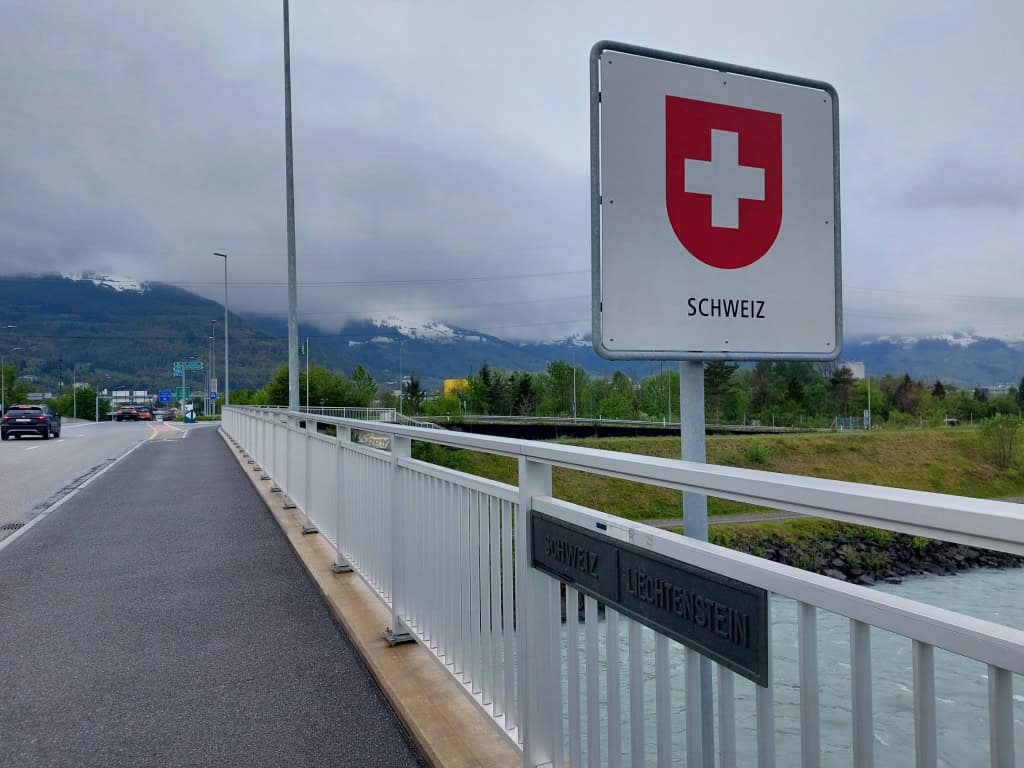 So psom do Švajčiarska: podmienky vstupu z EÚ aj z krajín mimo EÚ